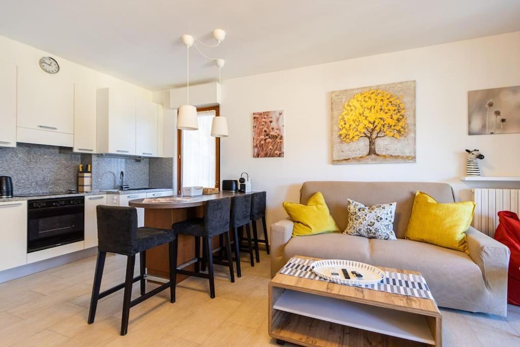 Wraparound Lake Views Bellavista Residence Campione dʼItalia 外观 照片