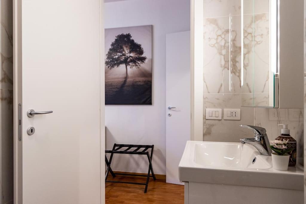 Wraparound Lake Views Bellavista Residence Campione dʼItalia 外观 照片