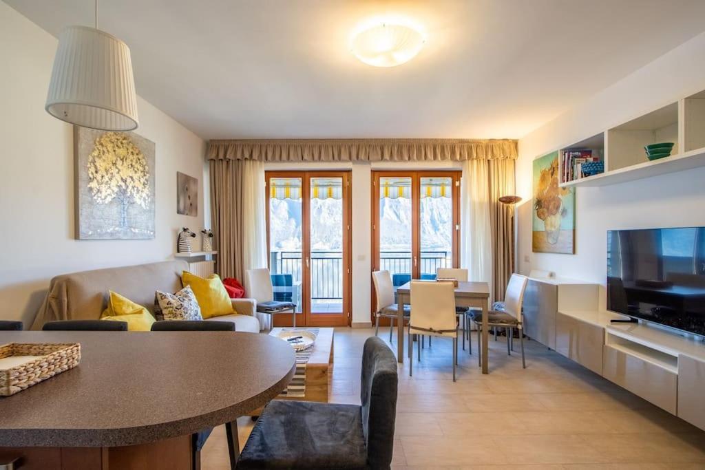 Wraparound Lake Views Bellavista Residence Campione dʼItalia 外观 照片