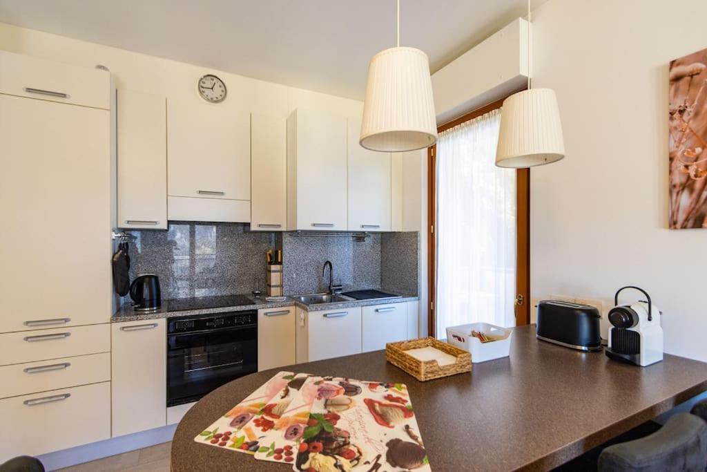 Wraparound Lake Views Bellavista Residence Campione dʼItalia 外观 照片